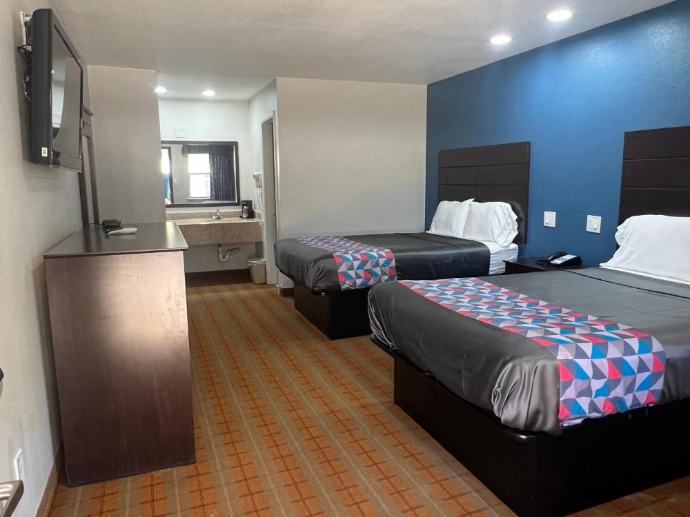 Double Room with Two Double Beds interior